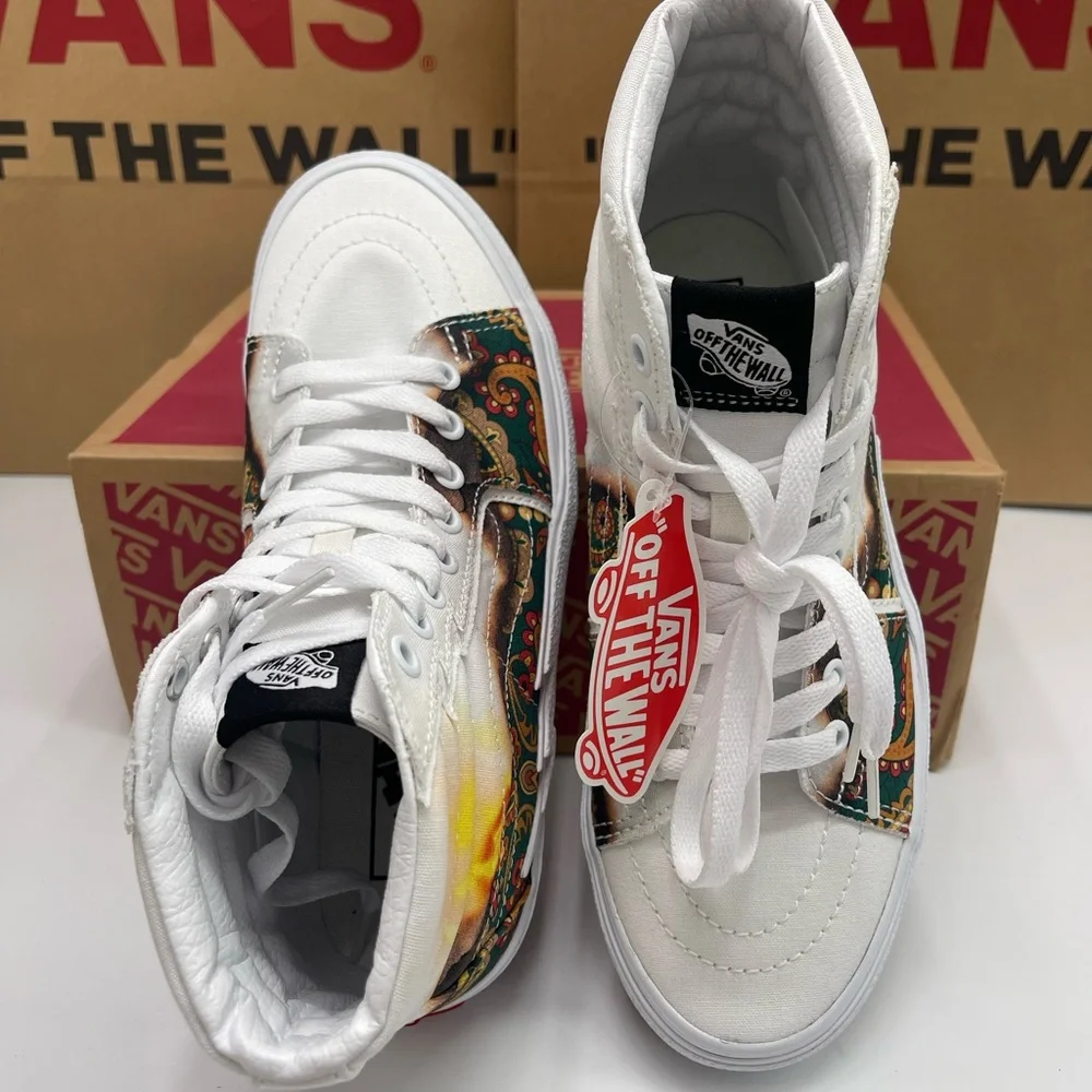 Vans Men’s Sk8-Hi Bolt (Big Reveal) True White/P Sneakers 
VN0A5JIVAZQ - Picture 11 of 16